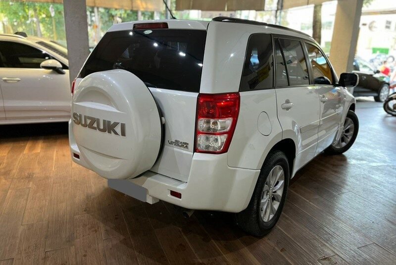 SUZUKI GRAND VITARA 2.0 4X2 16V GASOLINA 4P AUTOMÁTICO ANO 2013 COR BRANCO