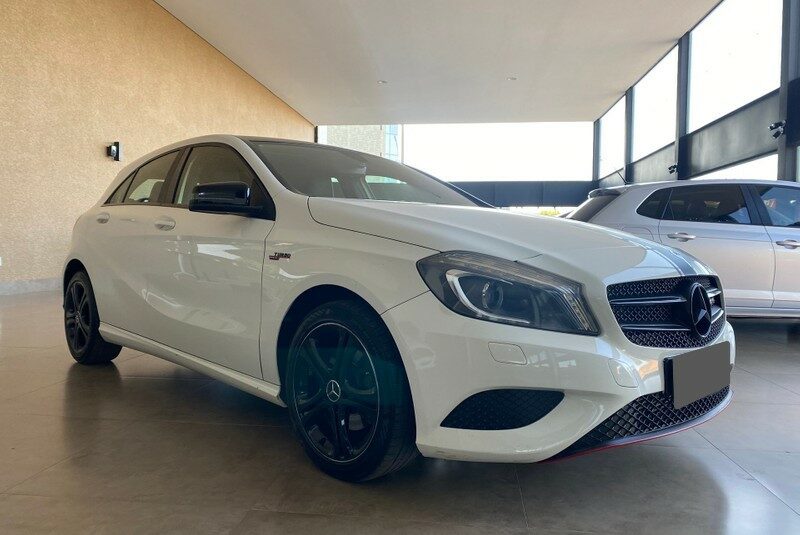 MERCEDES CLASSE A 1.6 200 TURBO STYLE GASOLINA 4P AUTOMATIZADO ANO 2014 COR BRANCO