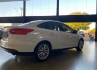 FOCUS 2.0 SE 16V FLEX 4P POWERSHIFT ANO 2018 COR BRANCO